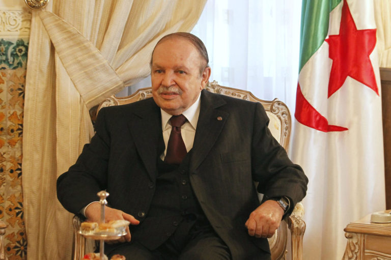 Algérie: Bouteflika a opéré de nouveaux changements dans la direction de l’armée