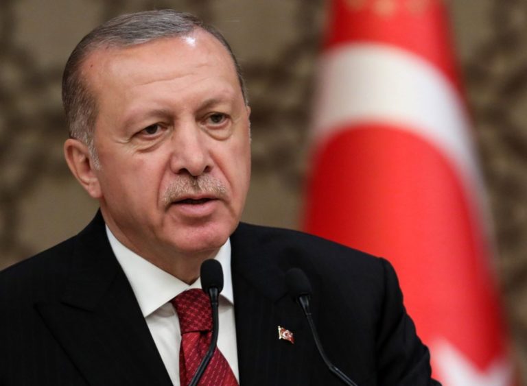 Erdogan porte plainte contre le magazine « Le Point »