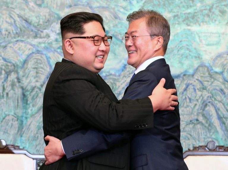 Kim Jong Un et  Moon Jae-in tiendront en septembre  leur troisième sommet pour discuter du désarmement nucléaire