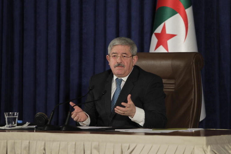Algérie: les ex-PM Ouyahia et Sellal condamnés pour corruption
