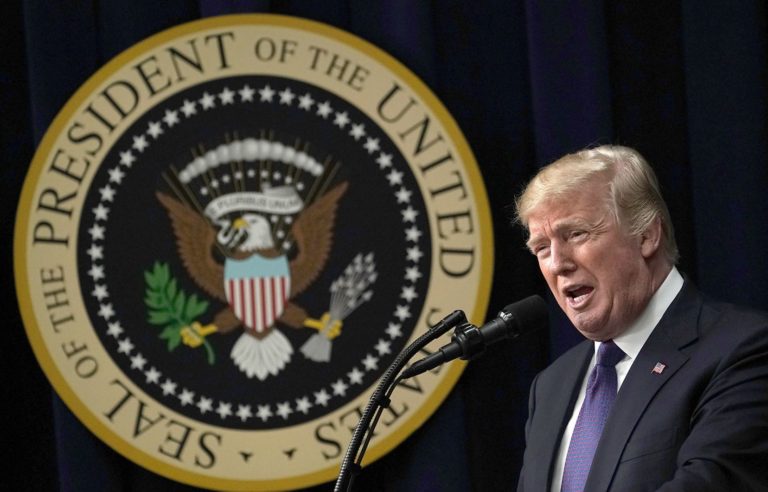 Trump menace l’Iran de représailles et l’Irak de sanctions