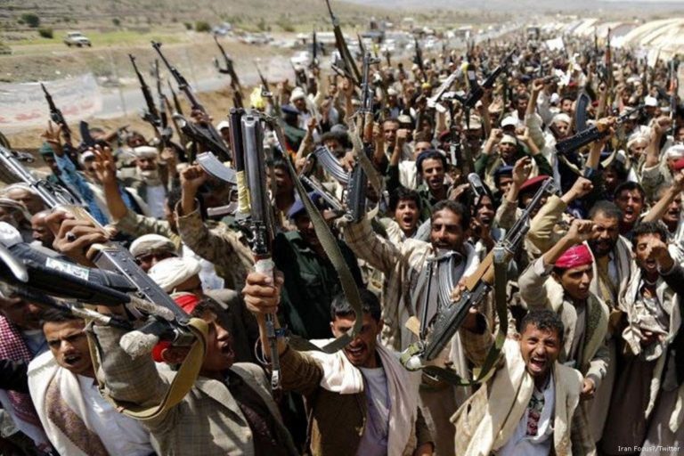 Les Houthis poursuivent leurs attaques contre l’Arabie saoudite et alertent les civils