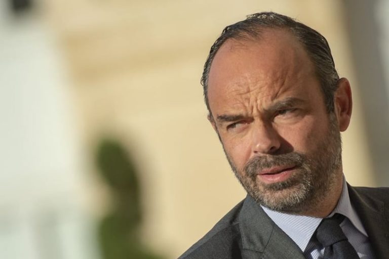 France: Le chef du gouvernement a un peu expédié son discours pour remercier le démissionnaire ministre de l’Intérieur