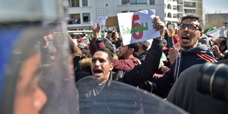 Algérie: protestations contre la candidature de Bouteflika à un cinquième mandat