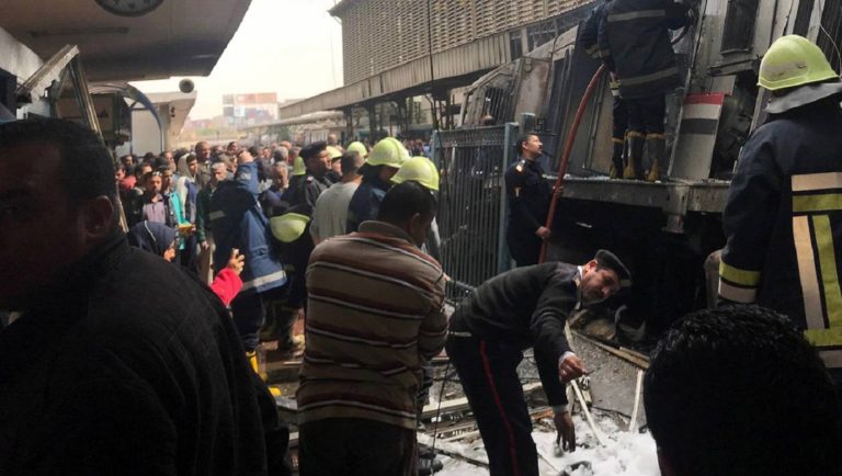 Égypte: un accident de train fait au moins 20 morts au Caire