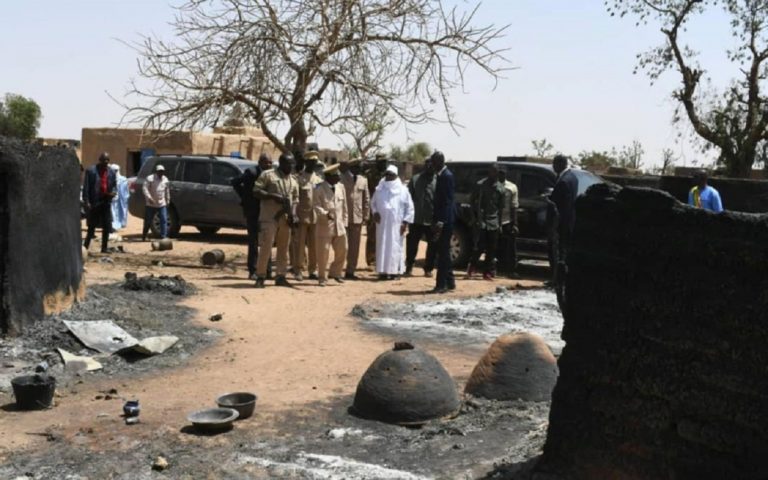 Six morts dans des nouvelles violences font  dans le centre au Mali