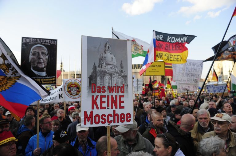 Allemagne: la moitié des extrémistes de droite seraient prêts à faire usage de la violence