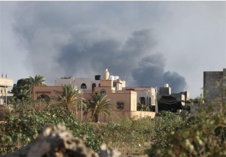 Tripoli: 5 civils blessés dans un raid de l’aviation de Haftar