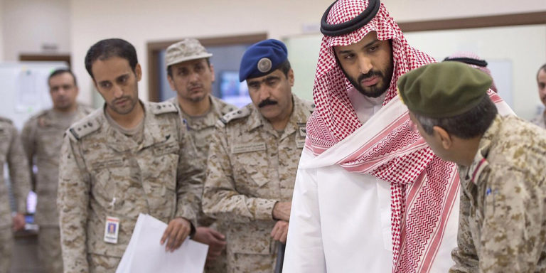 WSJ: l’Arabie Saoudite cherche à engager des négociations avec les Houthis sans pour autant paraître « faible »