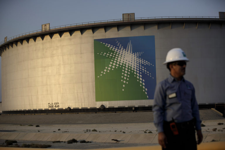 Des installations du géant pétrolier Saudi Aramco prises pour cible par un missile houthi