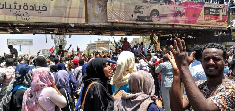 Soudan: Une journaliste française arrêtée après la publication de son article critiquant les menaces envers le sit-in à Khartoum