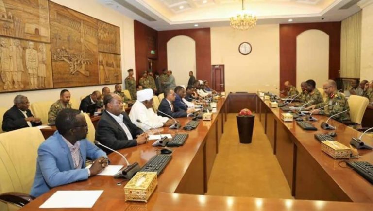 Soudan : Un désaccord et un coup d’état déjoué, la veille de l’annonce politique de la phase transitionnelle
