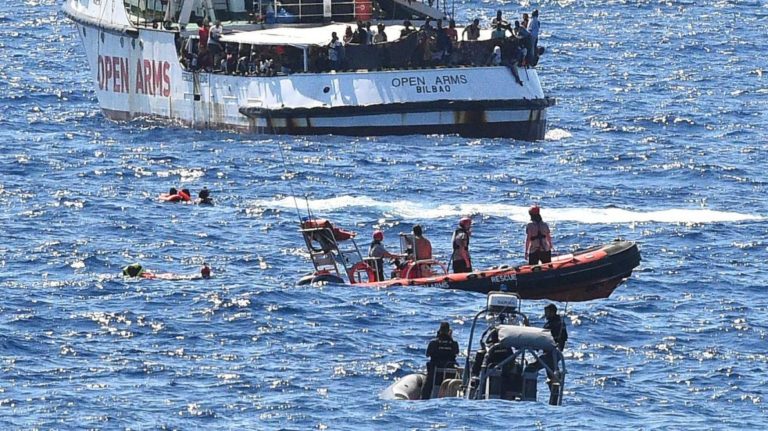 Italie: la justice italienne saisit l’Open Arms et décide son débarquement à Lampedusa