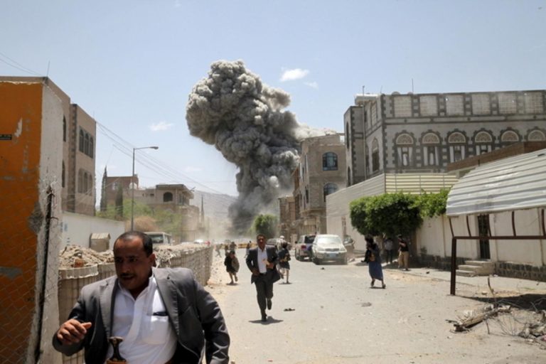Yémen: Le ministre de la Défense échappe à une tentative d’assassinat