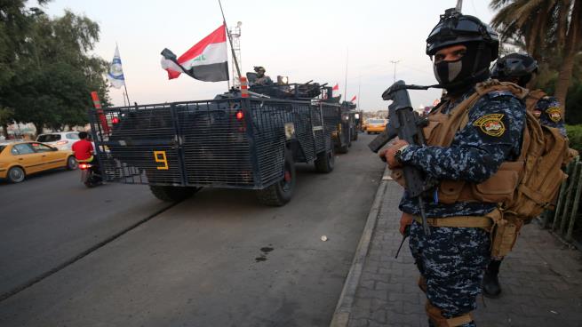 Irak : Le gouvernement refuse de partir et ses partis accusent des pays étrangers d’être derrière « le chaos »  