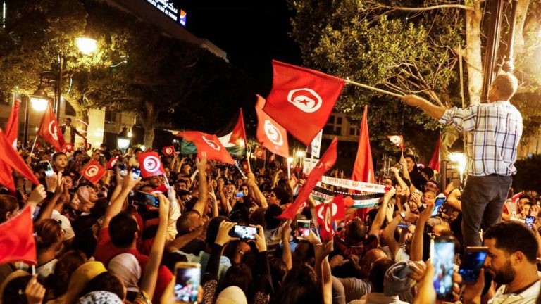 Tunisie : Le prince qatari, le président du GNA et le Sultan Qabus félicitent la victoire de Saïed