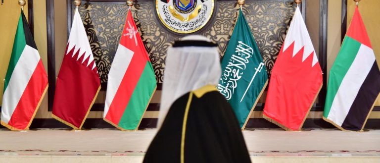 Le Qatar appelle encore à un dialogue pour résoudre la crise du Golfe