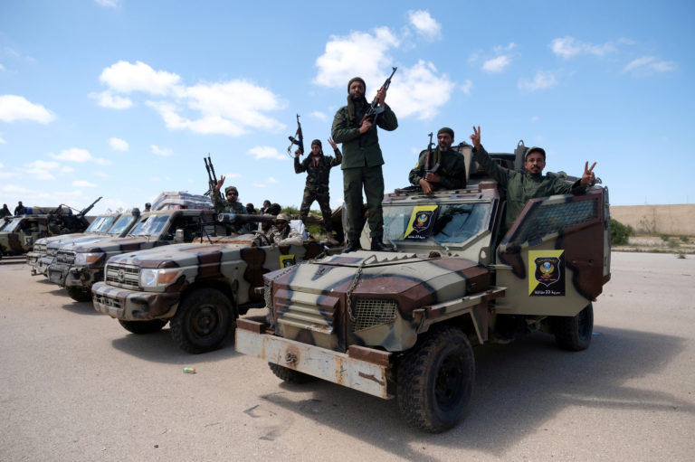 Les forces du GNA Libyen repoussent une offensive des milices de Haftar à l’est de Tripoli