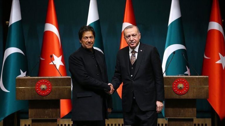 Imran Khan: Le Pakistan soutient la Turquie pour son offensive en Syrie