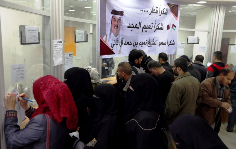 «Le Qatar a renouvelé les allocations offertes aux familles démunies à Gaza pour une année», déclare le Hamas