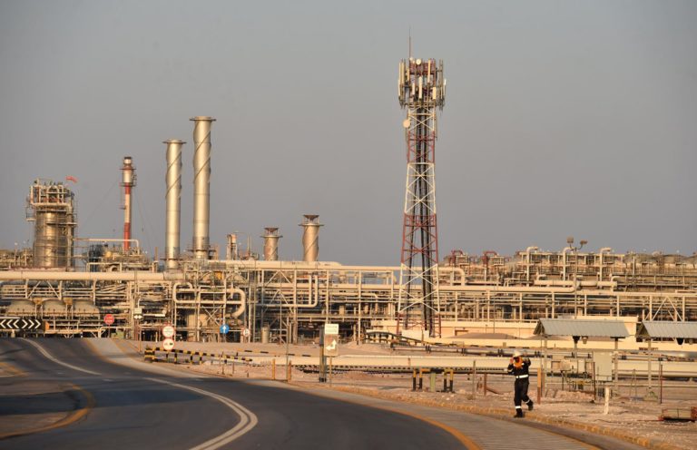 L’Arabie saoudite met fin à l’accord de limitation de la production pétrolière