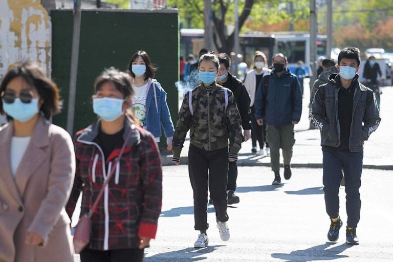 Covid-19: la Chine enregistre 13 cas de contamination en 24 heures