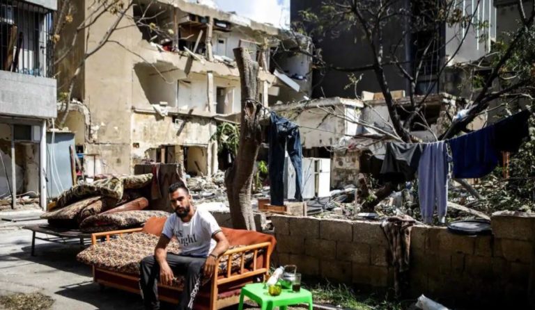 Au Liban, l’explosion accélère la descente aux enfers des réfugiés syriens