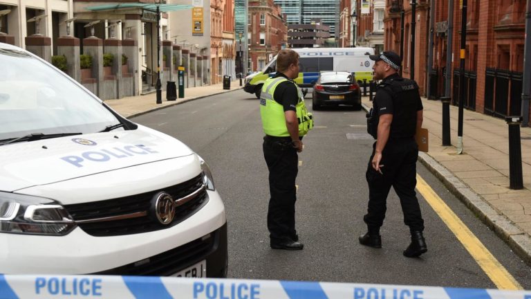 Royaume-Uni : un mort et deux blessés graves après des agressions au couteau à Birmingham