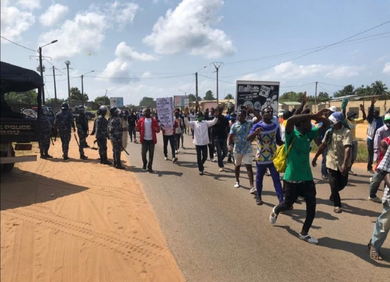 Côte d’Ivoire : l’opposition appelle à la «désobéissance civile »