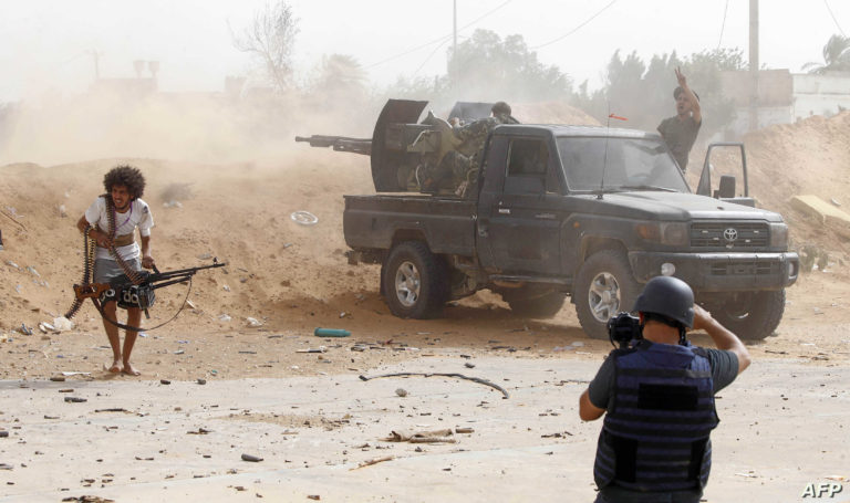 Libye : La Russie protège les Kaniyats et les Émirats arabes unis approvisionnent les milices de Haftar