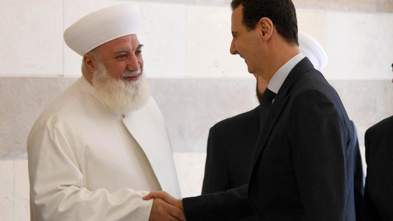 Syrie : Le Mufti de Damas tué dans l’explosion d’une bombe placée dans sa voiture