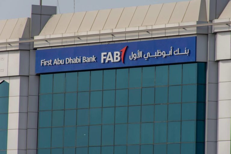 Le Qatar attaque en justice la First Abu Dhabi Bank