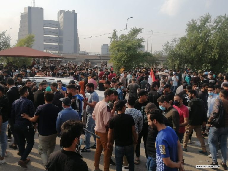 Irak : des manifestants revendiquent le versement des arriérés de leurs salaires