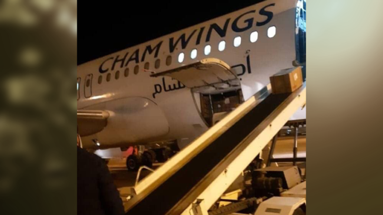 Libye : L’OMS collabore avec une compagnie aérienne syrienne sous sanctions américaines pour transporter des aides médicales de Dubaï vers Benghazi