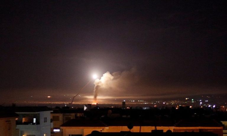 Le bilan des bombardements israéliens à l’est de la Syrie s’alourdit à 60 morts