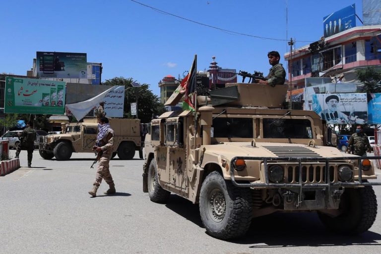 Afghanistan : 13 policiers tués par des Talibans