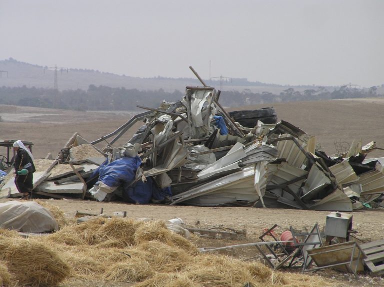 Israël démolit le village palestinien d’Al-Araqib pour la 186ème fois