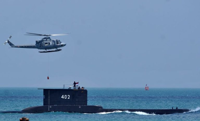 L’Indonésie retrouve le sous-marin disparu, les 53 membres d’équipage sont morts