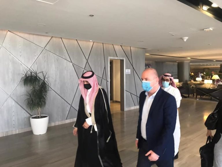Le ministre syrien du Tourisme en visite en Arabie saoudite, des relations sont-elles relancées ?