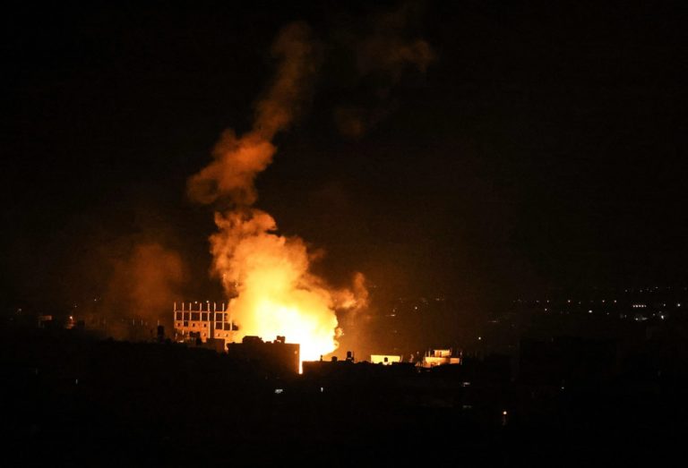 Raids aériens israéliens sur deux sites de résistance dans la bande de Gaza