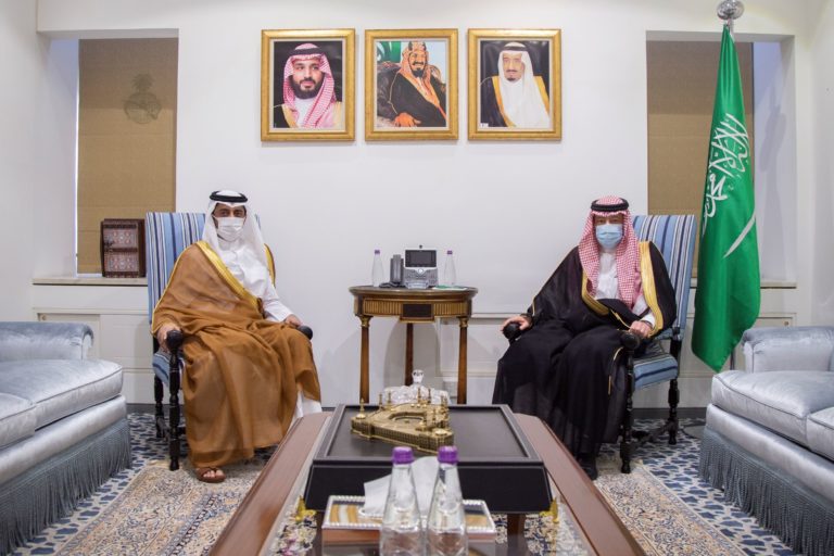 L’ambassadeur du Qatar présente sa lettre de créance en Arabie saoudite  