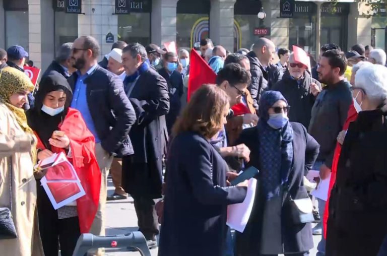 Manifestations à Paris contre les mesures de Kaïs Saïed et Tunis se prépare pour demain