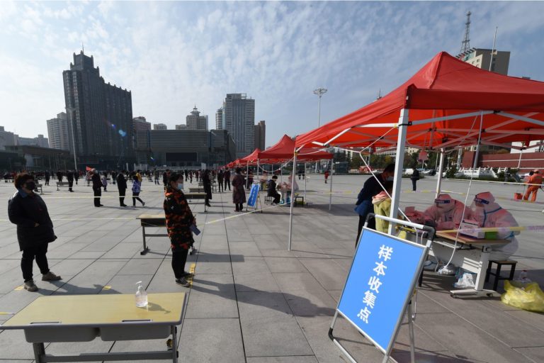 Covid-19 : La Chine décrète un confinement général à Lanzhou, une ville de 4 millions d’habitants