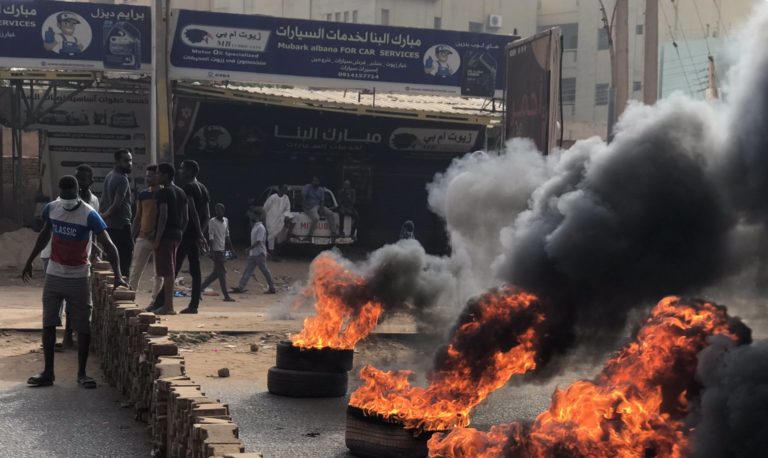 Médecins soudanais : le bilan des manifestations s’alourdit à 22 morts