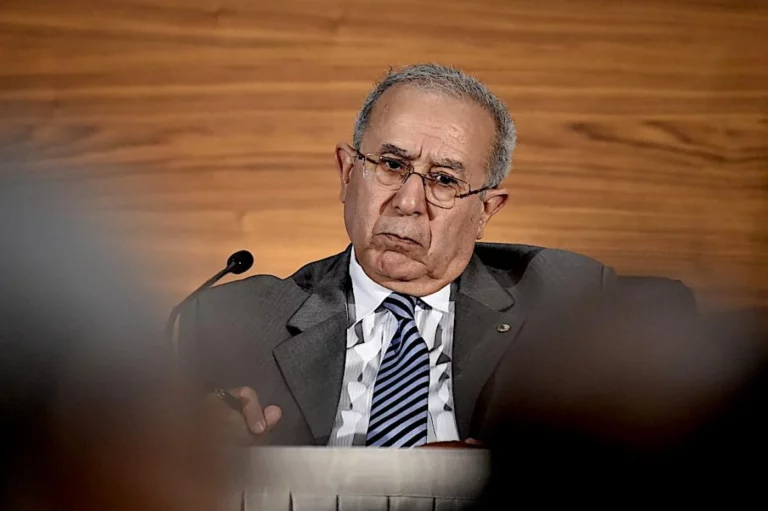 Le ministre algérien des Affaires étrangères en visite officielle à Damas