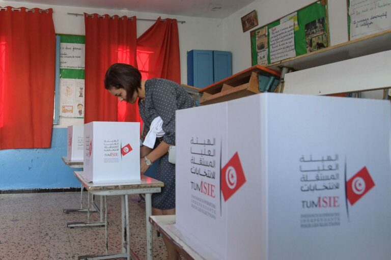 Tunisie/ Législatives anticipées: le taux de participation s’élève à 11,3%